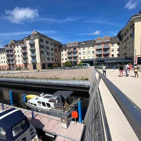 Botel The Marina Experience Athlone